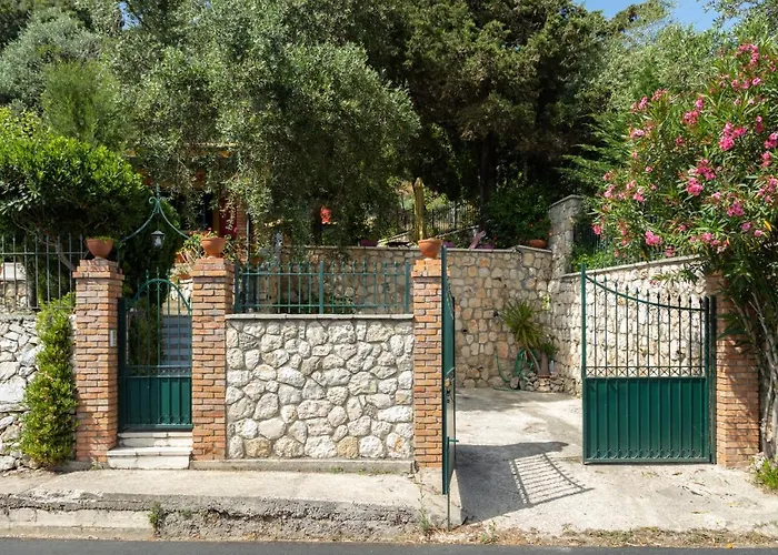 Дом отдыха Casa Max Corfu